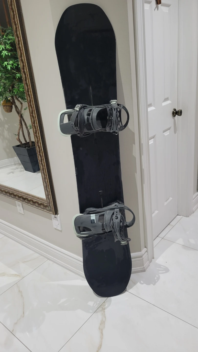 Snow board, great condition.  Blk. - photo 2
