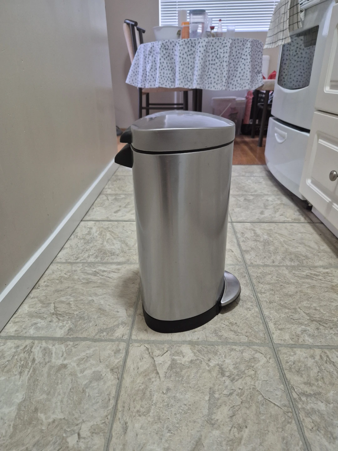 Stainless Steel Step Trash Can - photo 3