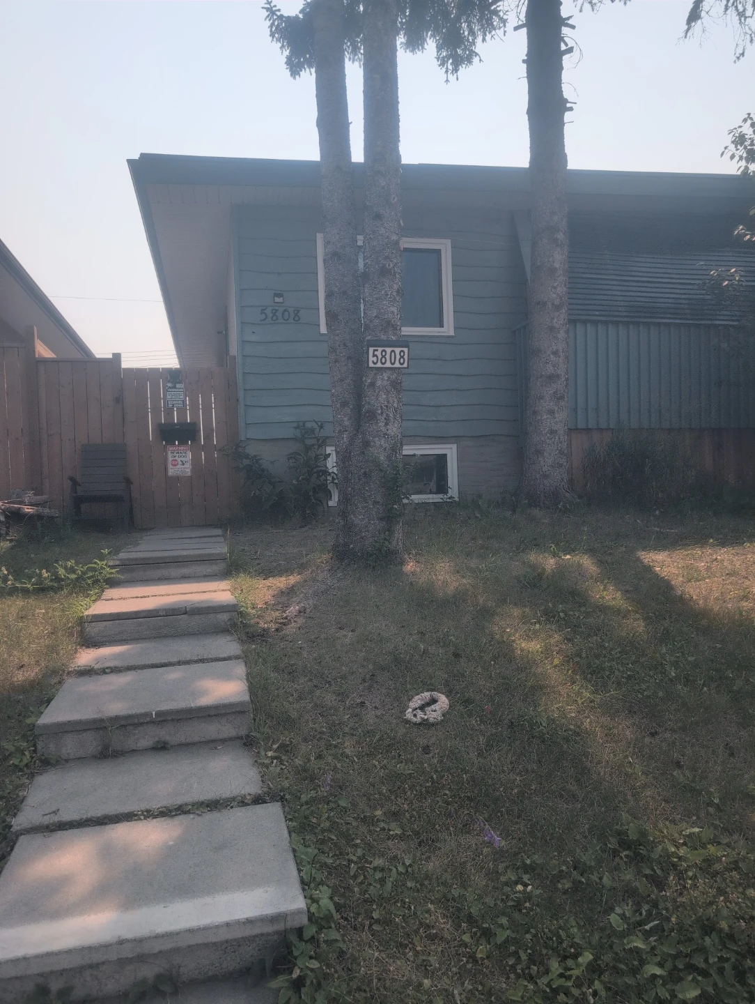 Room for rent with parking shared accommodation