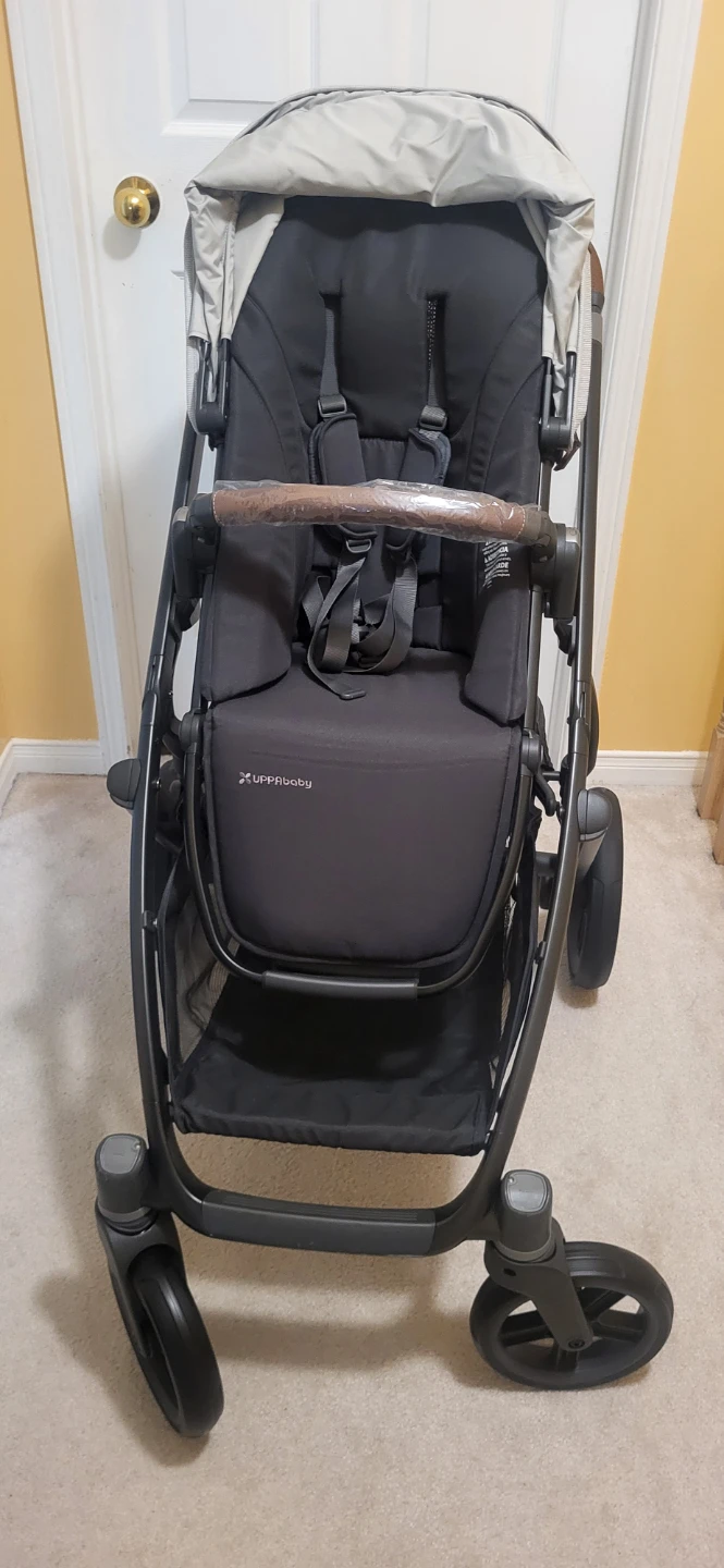 V3 UPPAbaby Stroller ,Savanah,