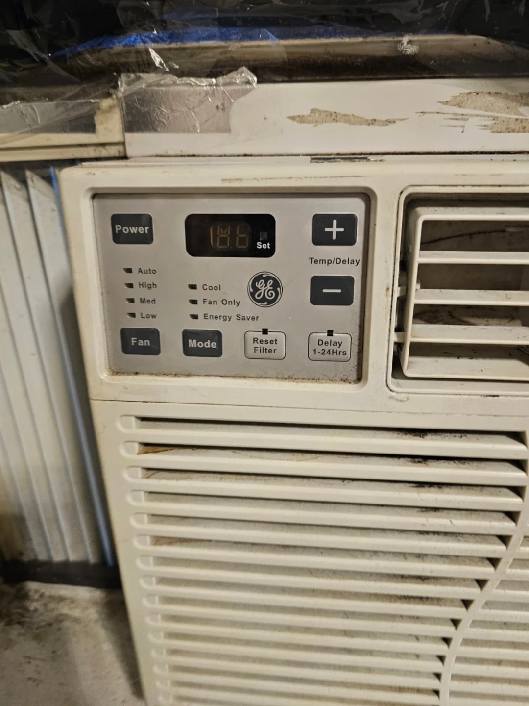GE 8000 btu window air conditioner - photo 2