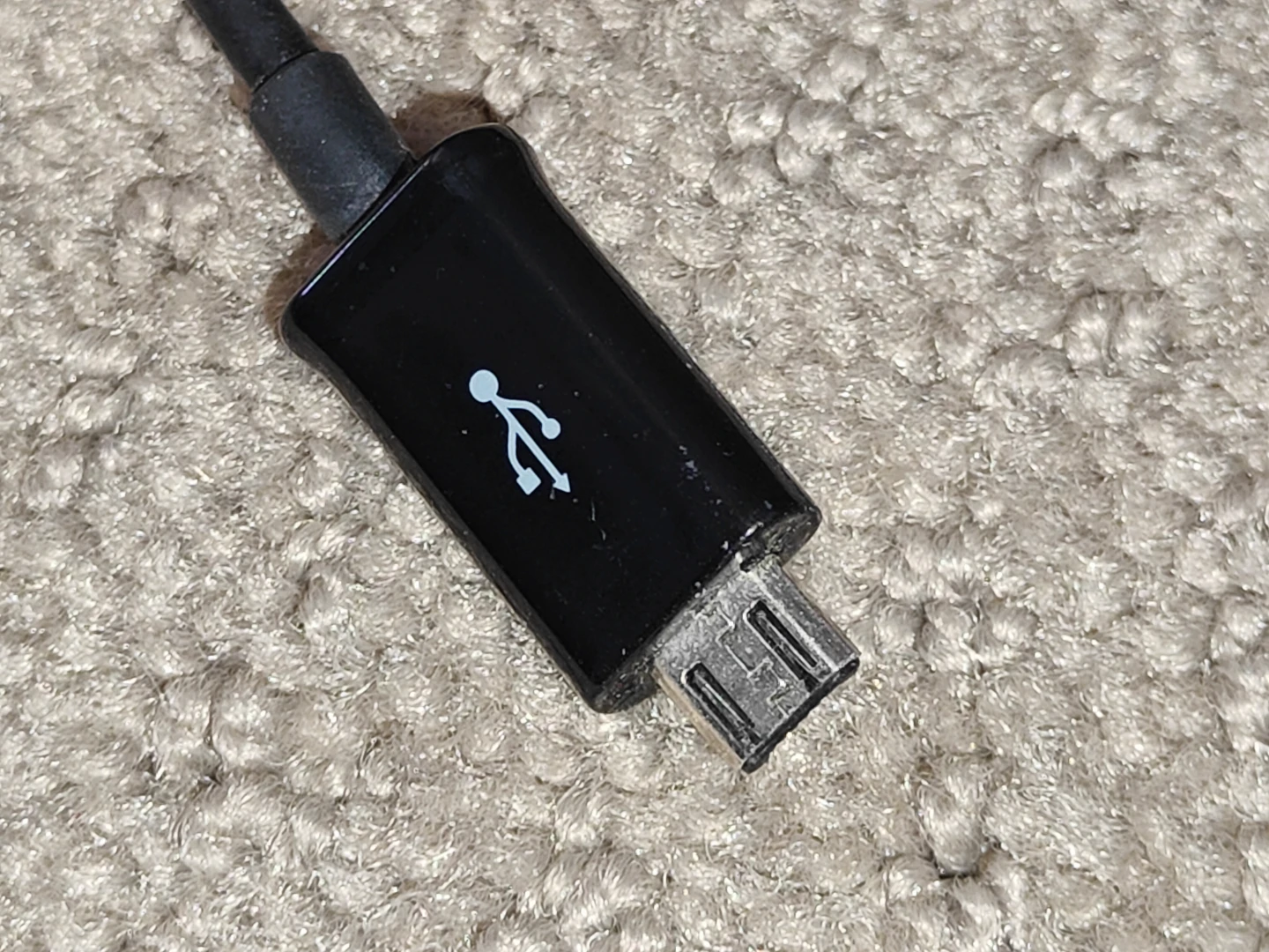 Samsung USB 2.0 A Male to Micro USB B Male Data Charging Cable - photo 2