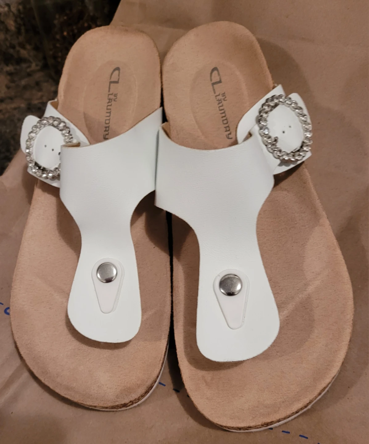WHITE BLINGY SANDLES $60.00  BRAND NEW. - photo 2