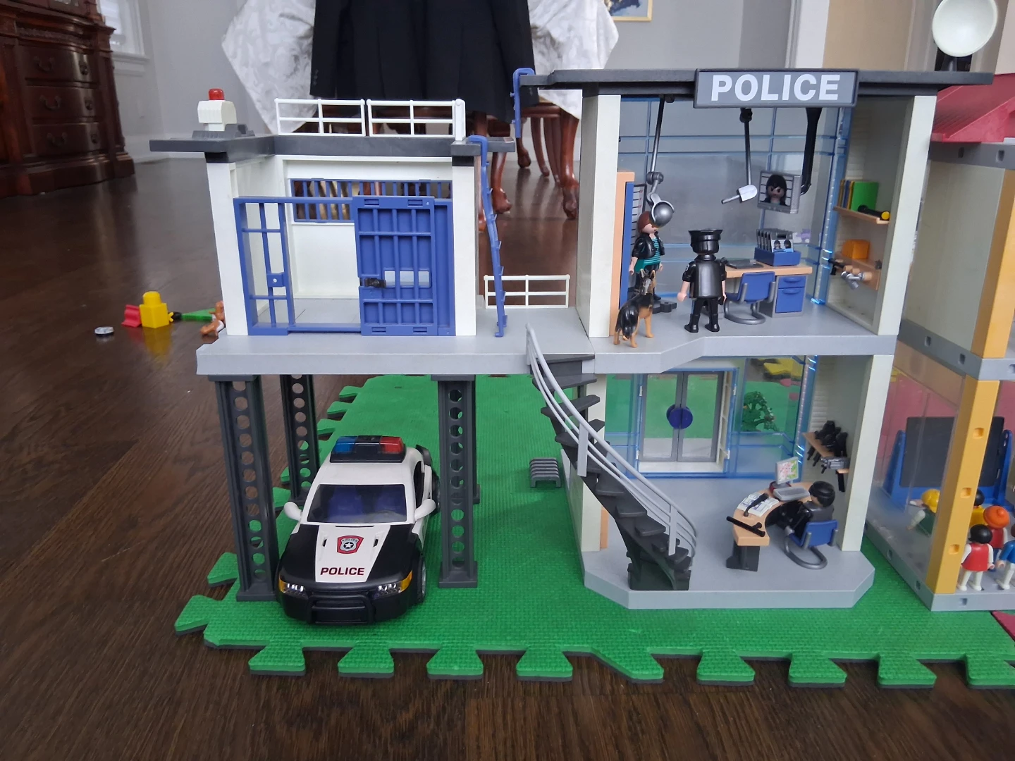 Playmobil Police Station with Car - photo 2