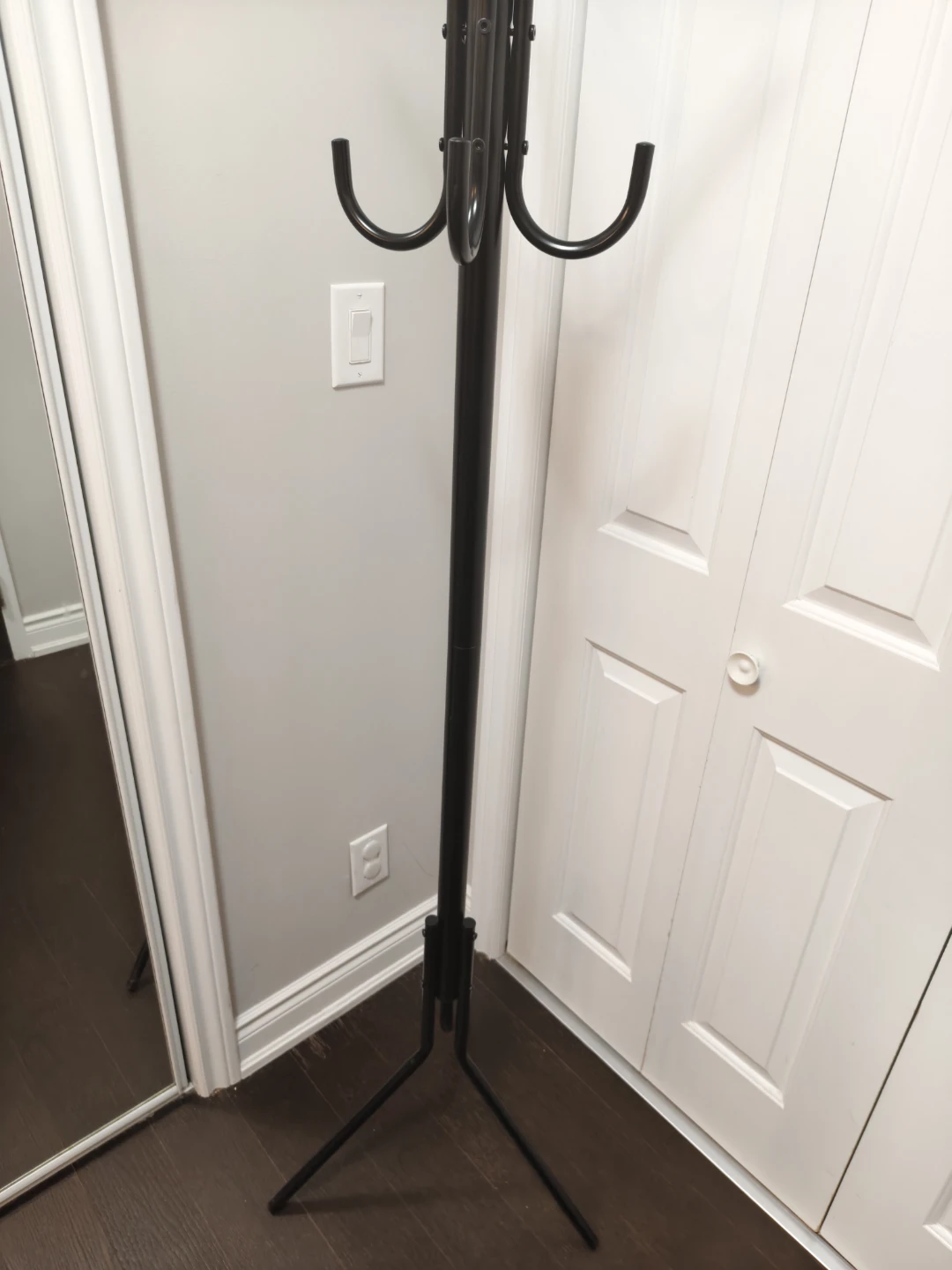 Black Metal Coat Rack - photo 2