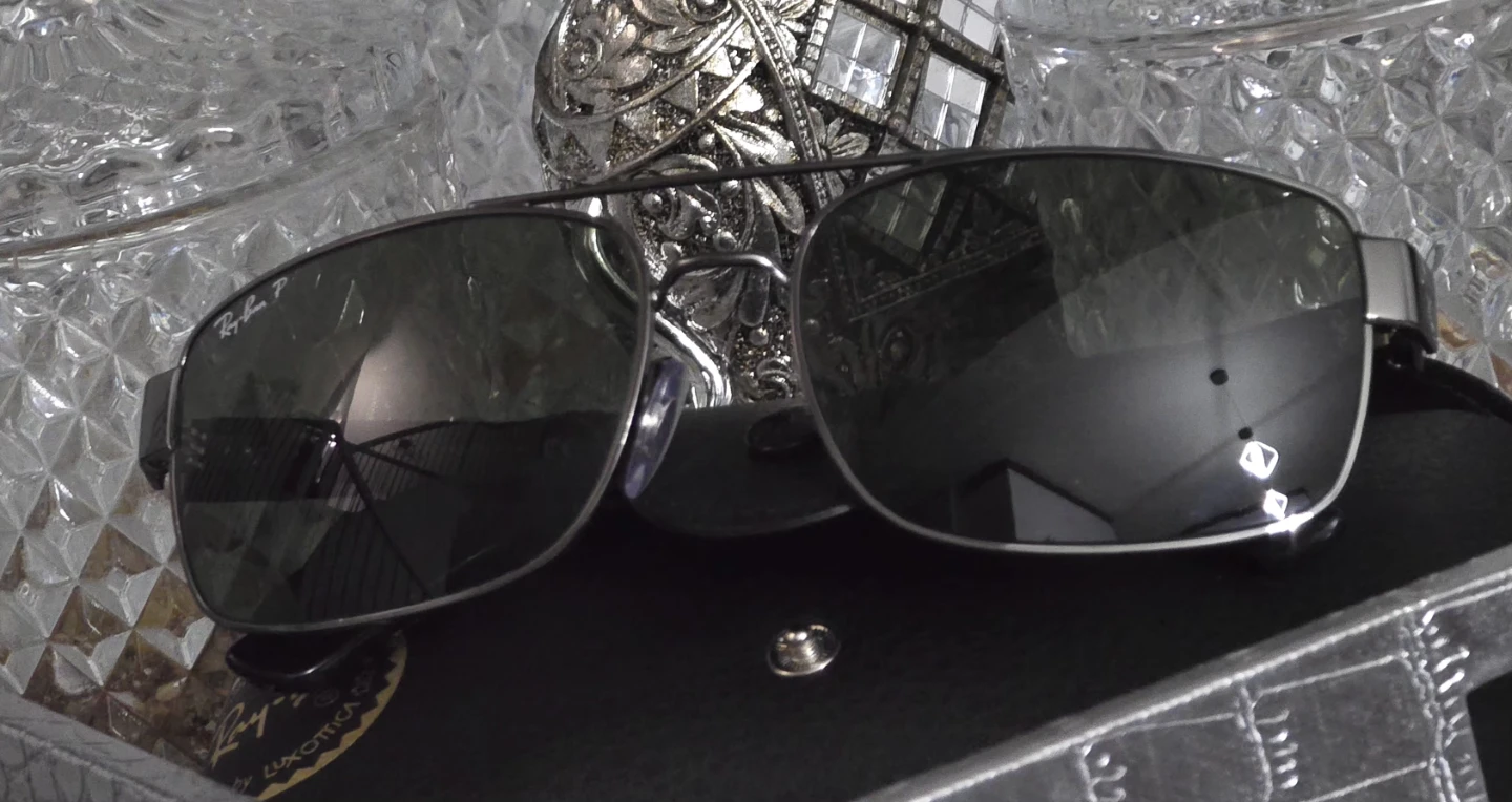 Ray-Ban Polarized Sunglasses(one time used) - photo 3