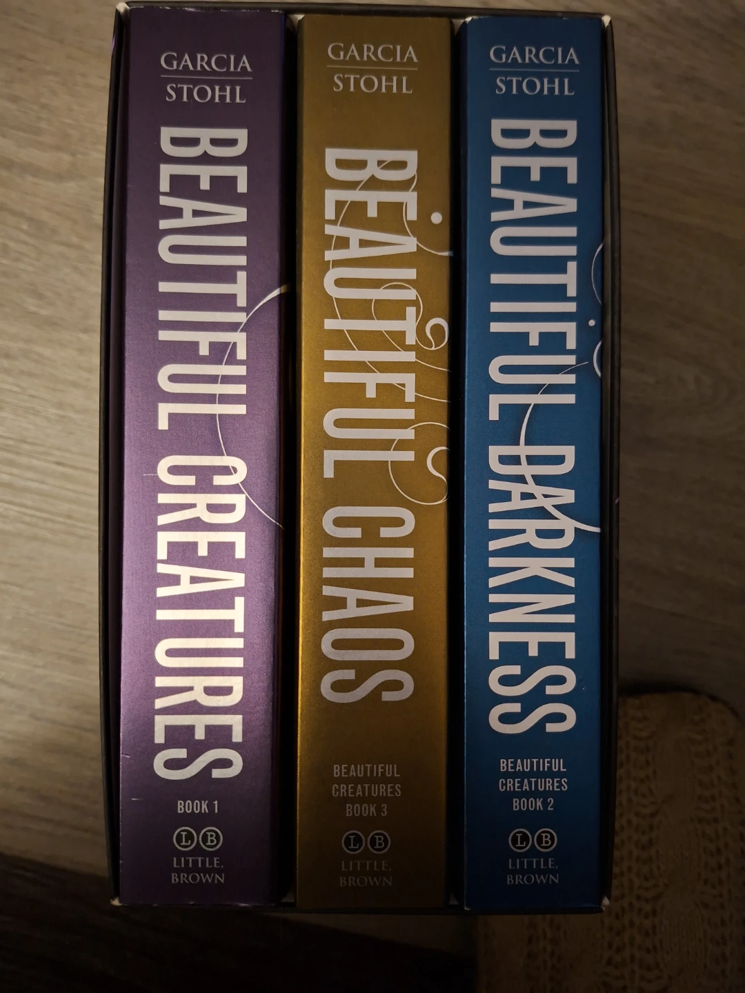 Beautiful Creatures Book Series Box Set - photo 2
