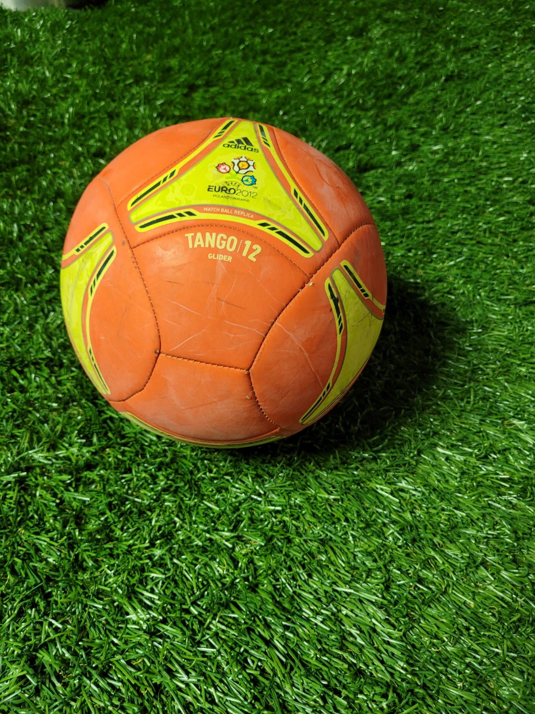 Adidas Tango 12 Glider Soccer Ball - photo 2