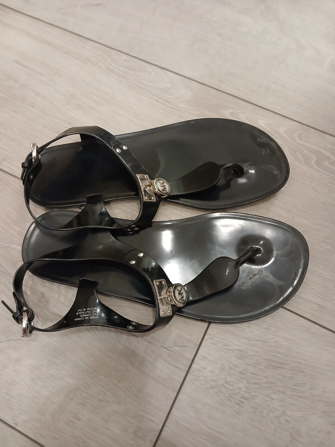 Michael Kors Black Jelly Thong Sandals - photo 3