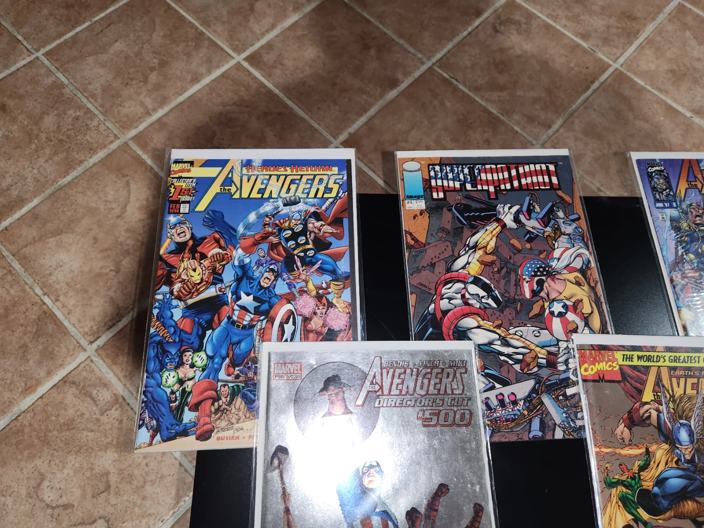 The Avengers Comic Books Lot (Marvel Comics) - photo 3