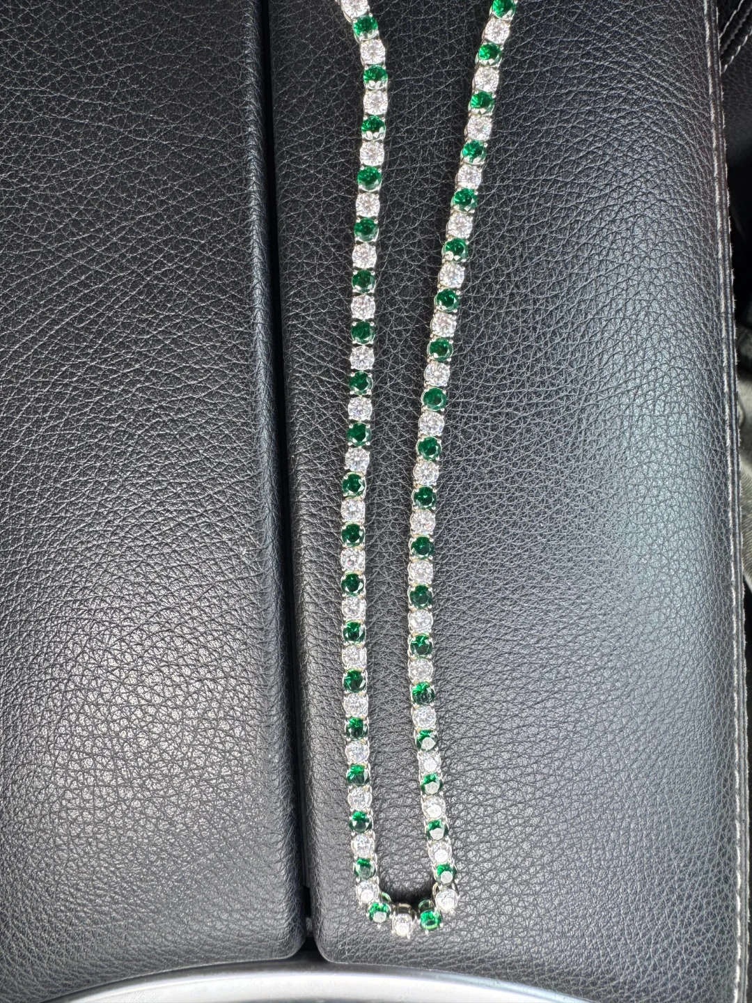 Tennis Bracelet with Green Stones and Diamonds - photo 5