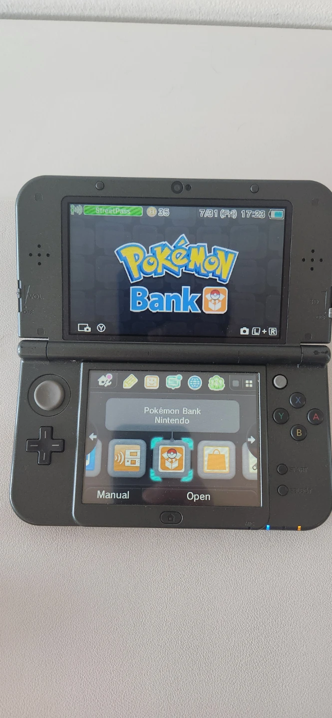 New Nintendo 3DS XL with charger - photo 2