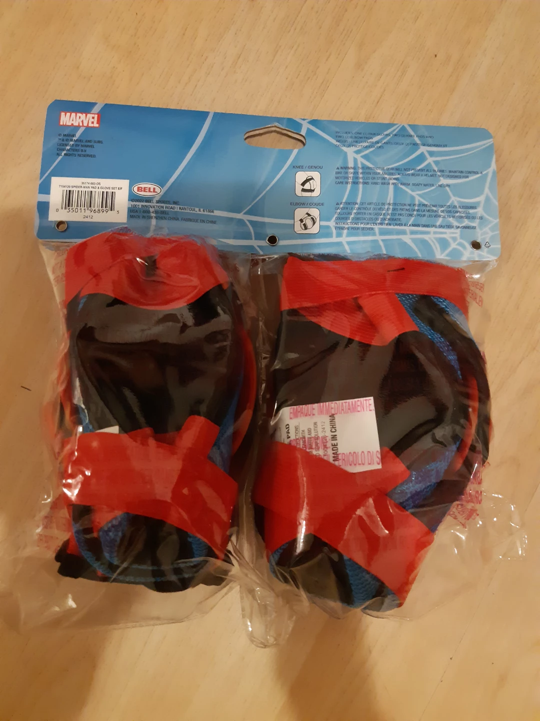 Marvel Spider-Man Protective Gear Set - photo 2