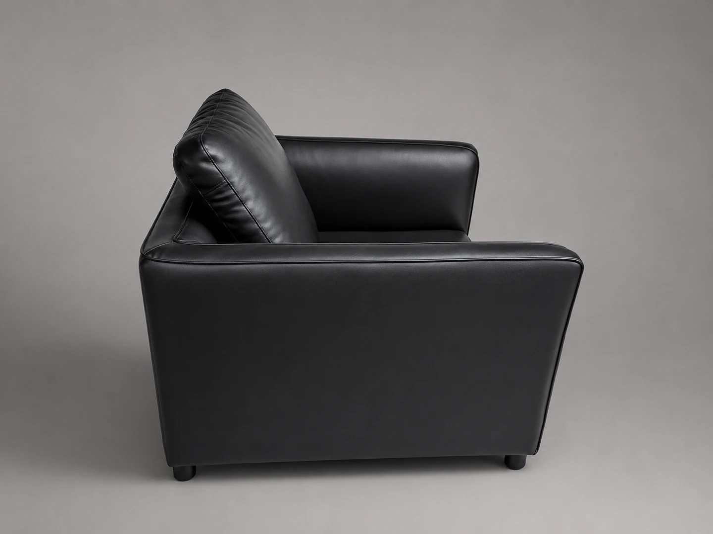 Black Leather Armchair - photo 3