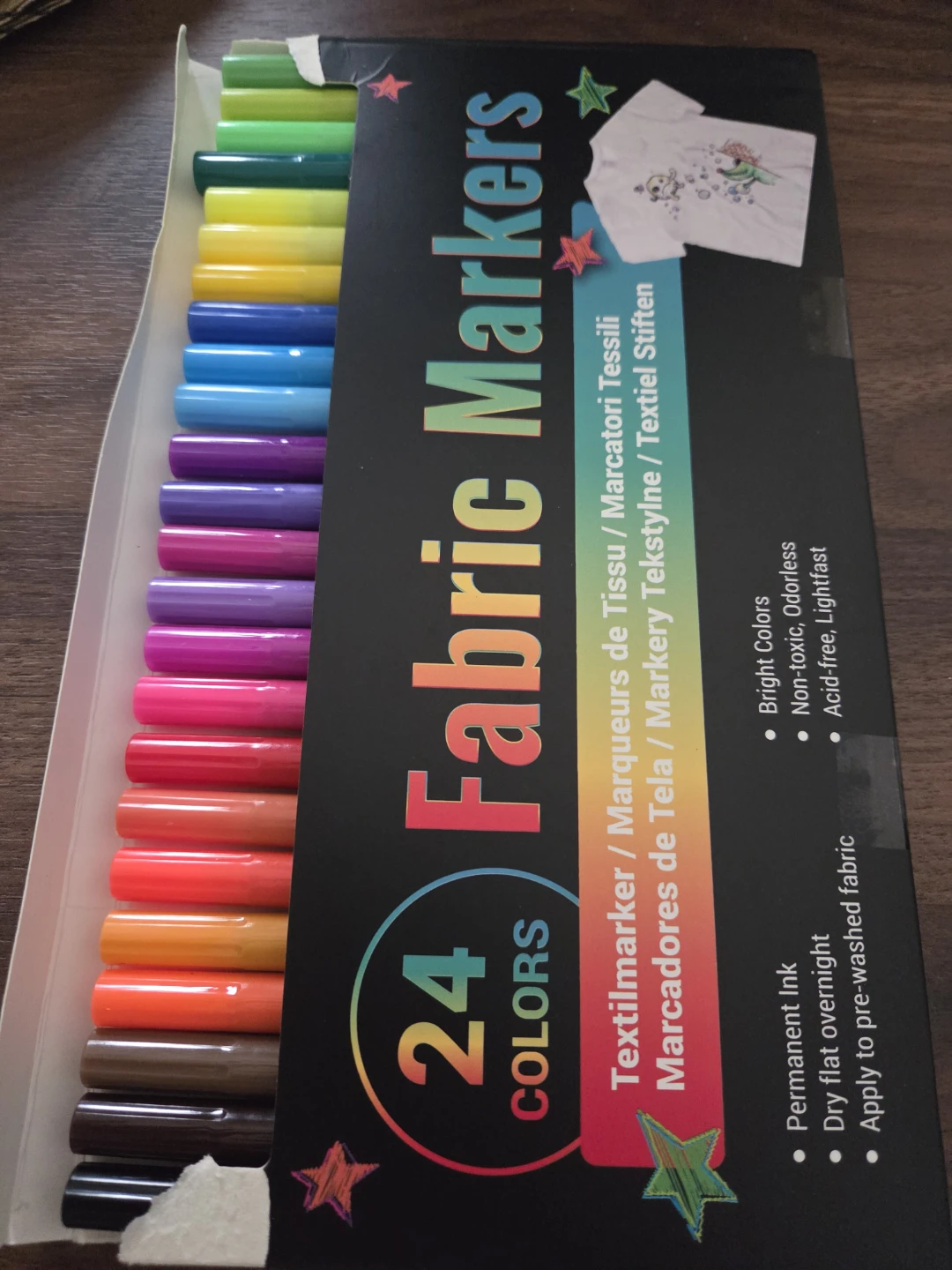 24 Fabric Markers - Permanent Ink