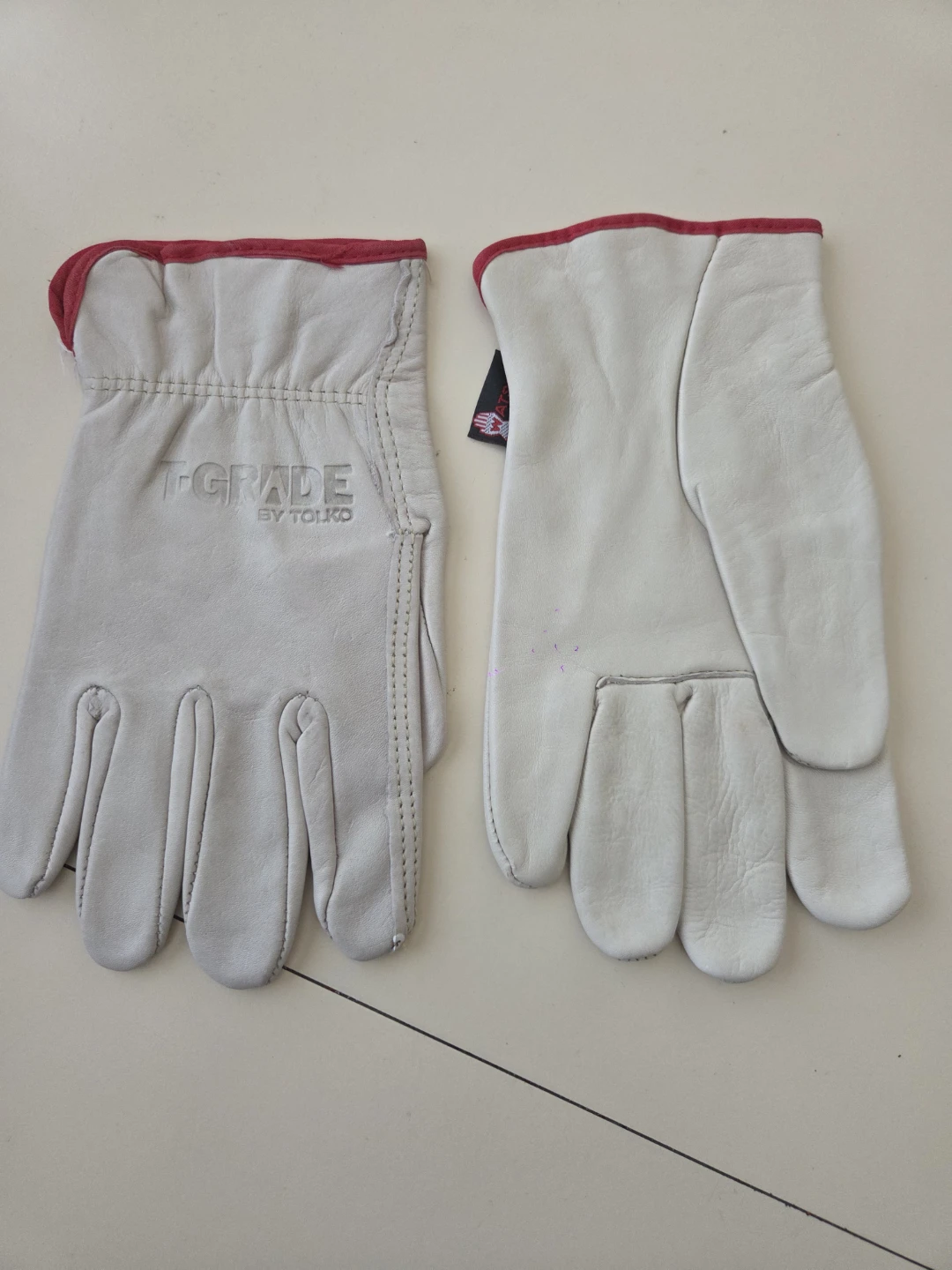 Leather ladies NEW work gloves by Watson.