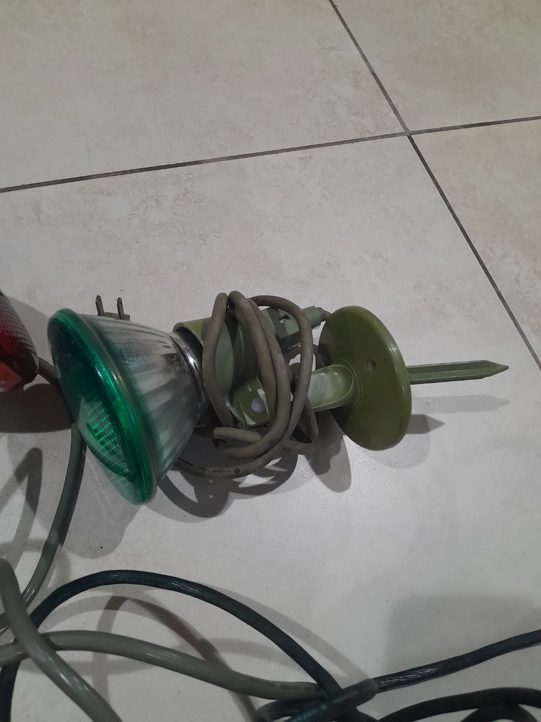 Outdoor Landscape Lights with Red and Green Bulbs - photo 4