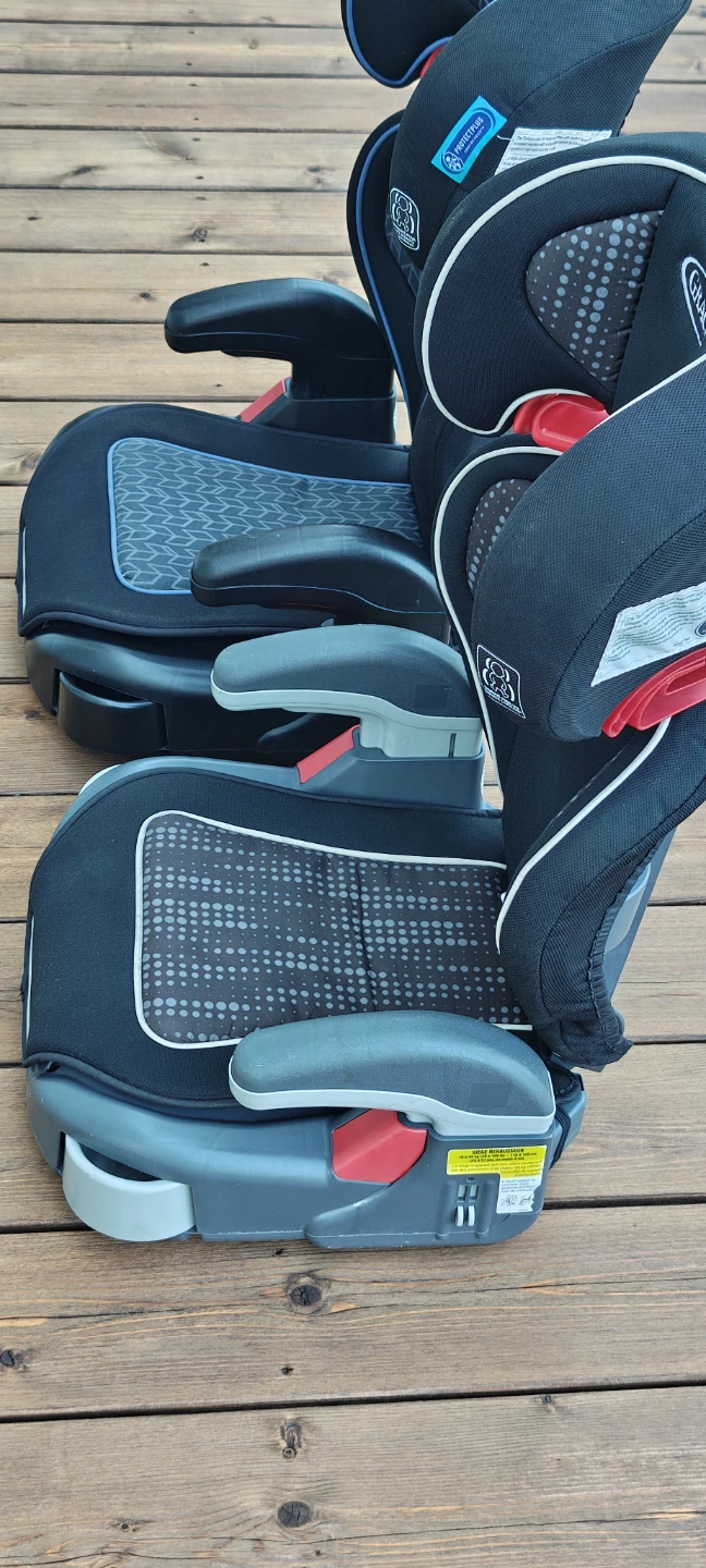 Graco Booster Car Seats (2) - photo 3