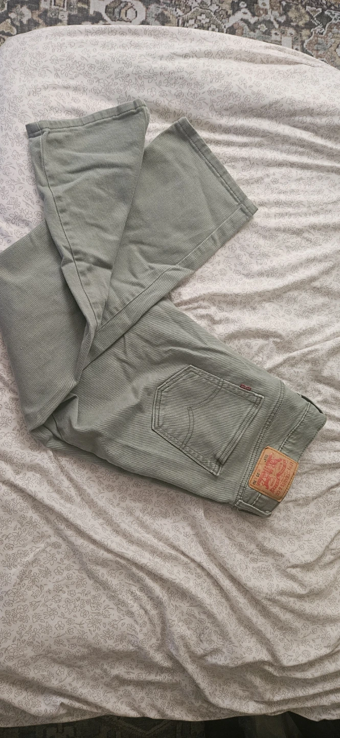 Levi's 514 Straight Fit Jeans