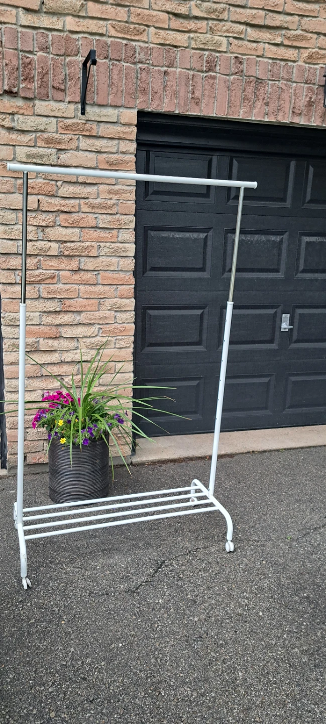 White Rolling Clothes Rack. Located in Mississsuga - photo 2