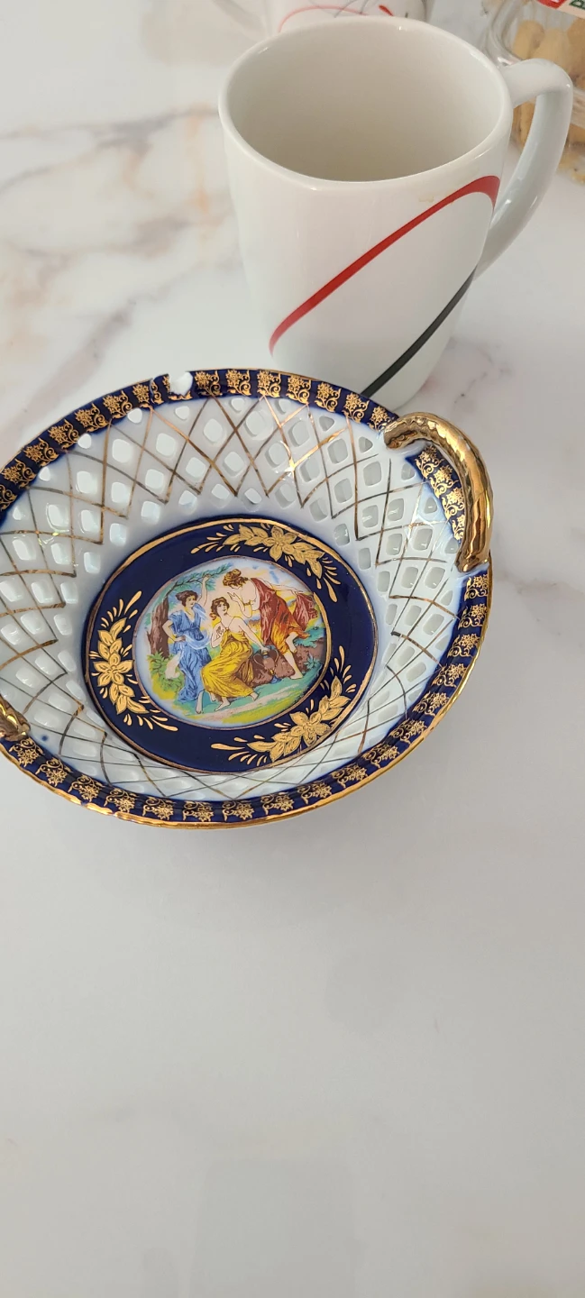 Decorative Ceramic Basket with Gold Trim - photo 3