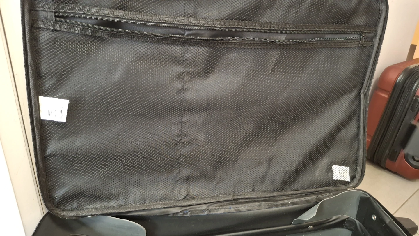 Jetstream Blue medium sized suitcase 40cmx60cmx22cm - photo 4