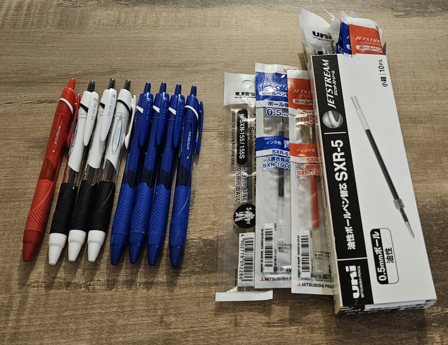 Uni Jetstream 0.5 pens & refills