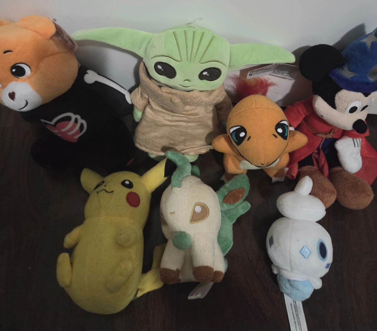 Pokemon, Disney and other plushes - photo 2
