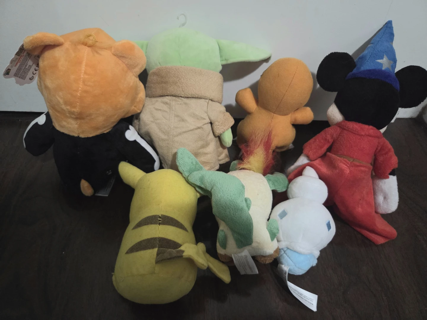Pokemon, Disney and other plushes - photo 3