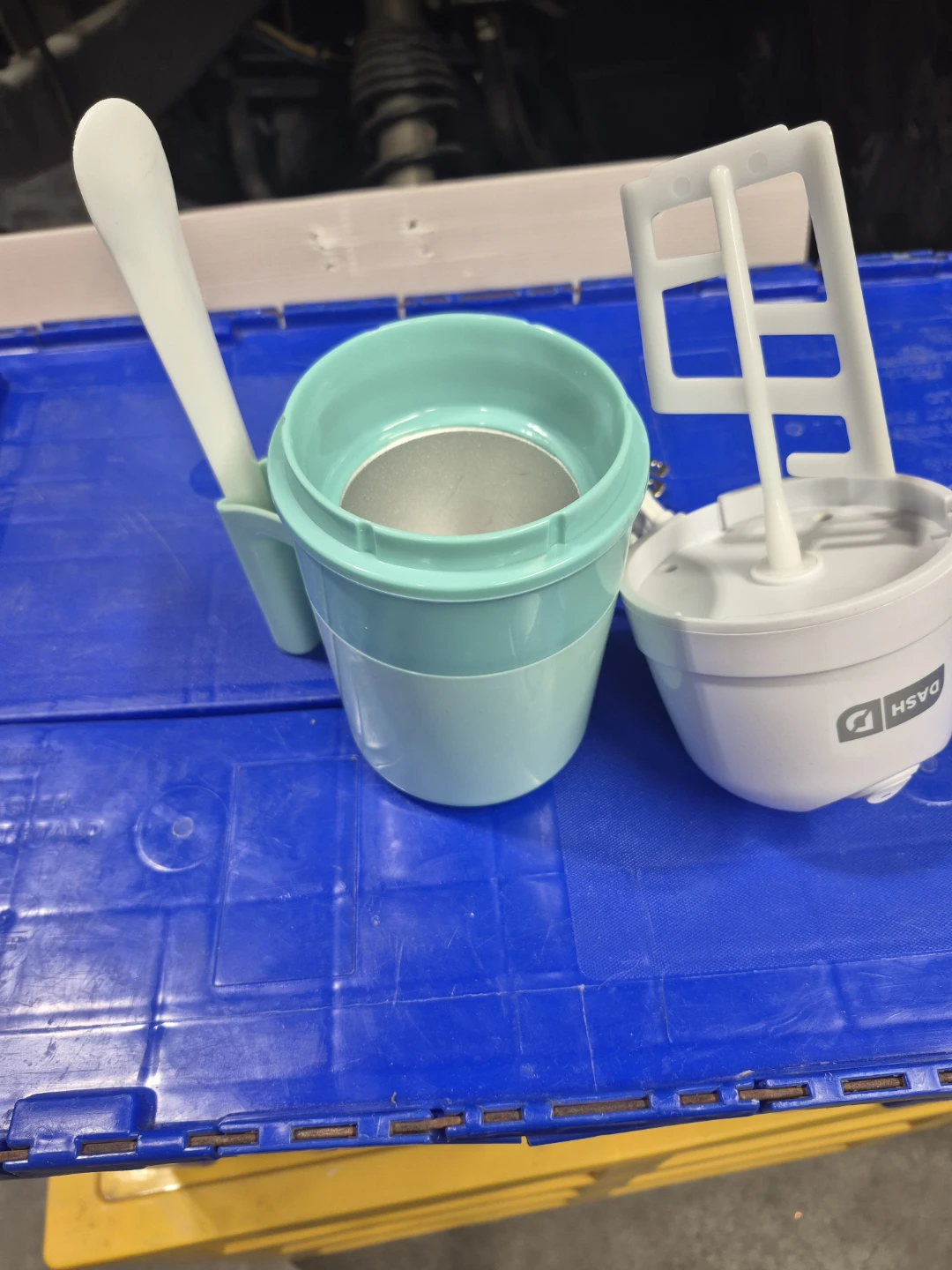 Dash Ice Cream Maker - photo 3