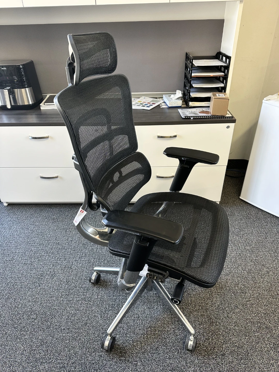 Black Mesh Ergonomic Office Chair