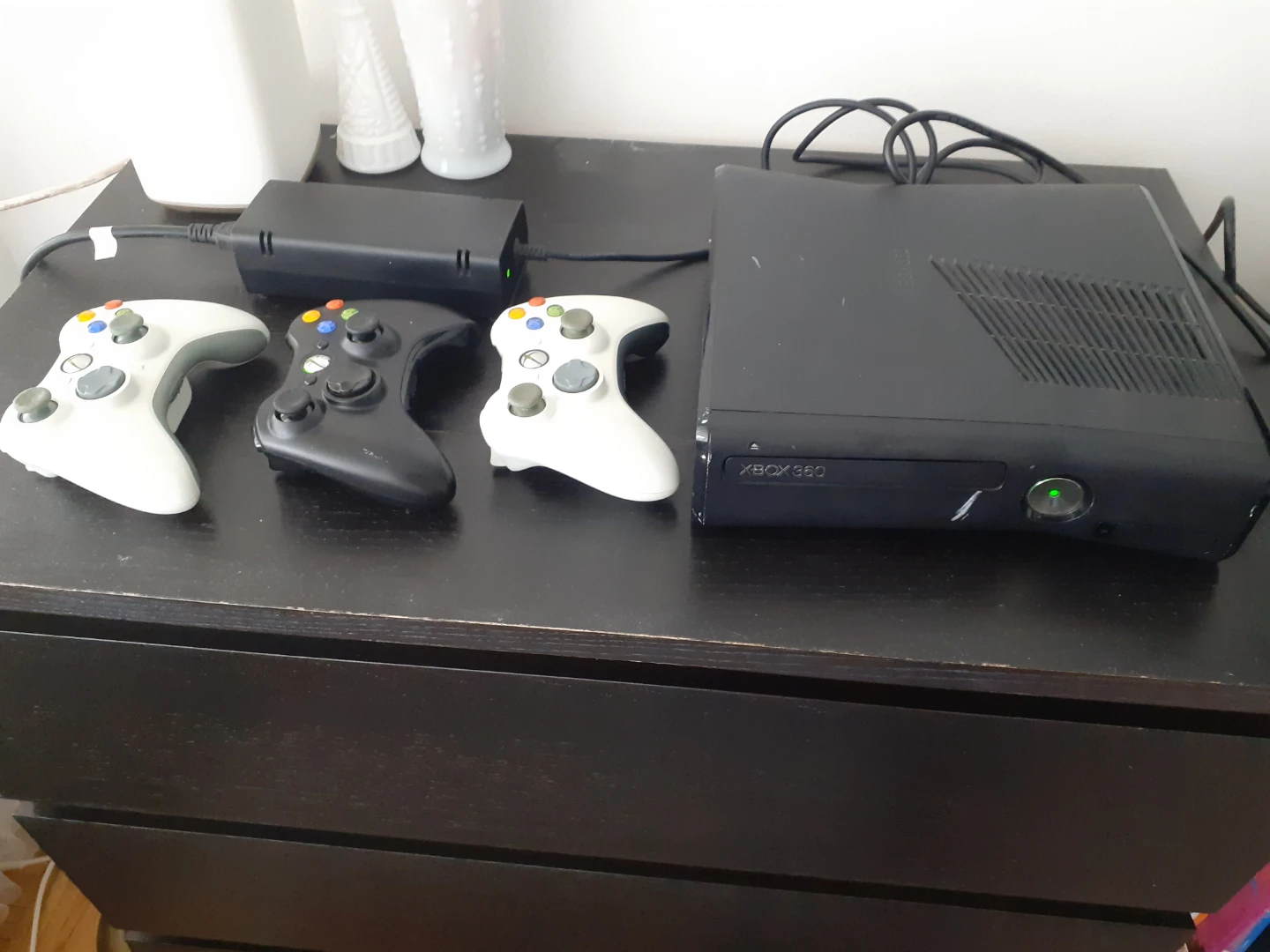 Xbox 360 S Console with 3 Controllers and Power Brick