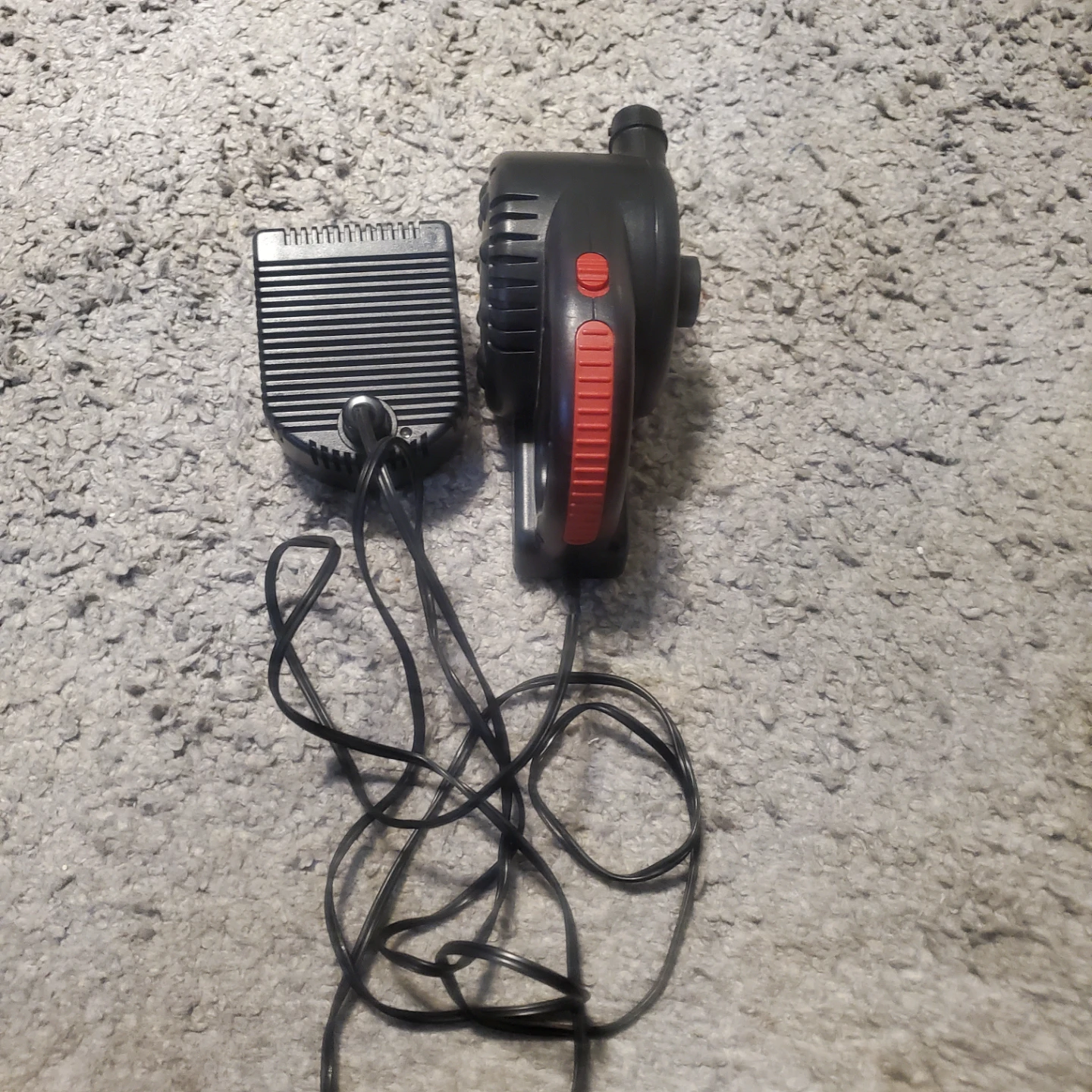 Coleman 12V QuickPump Air Mattress Inflator - photo 2