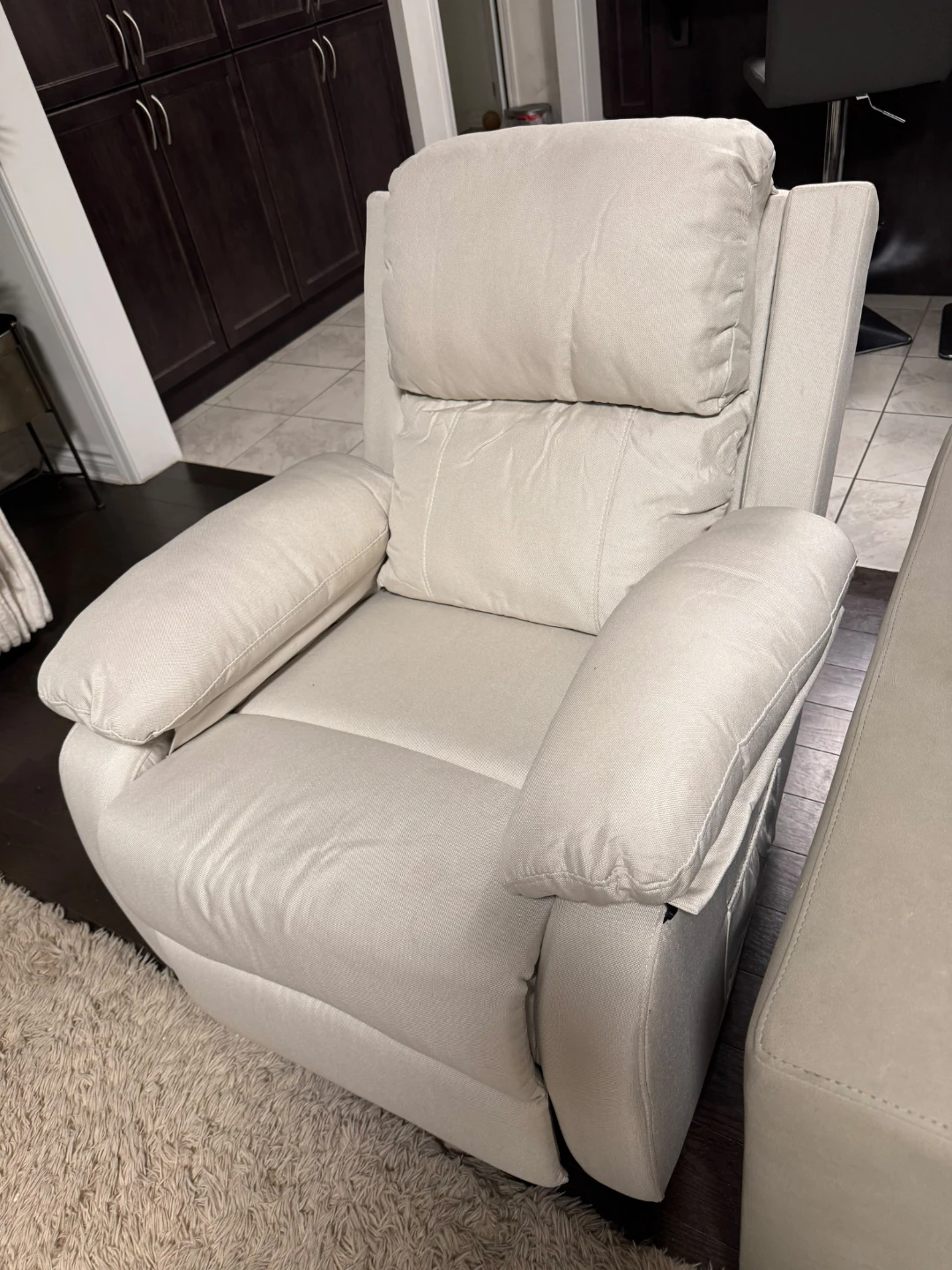Brand new Beige Recliner Chair - photo 3