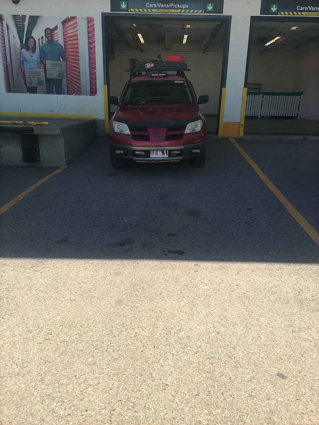 2005 Mitsubishi Outlander GTX SUV - photo 2