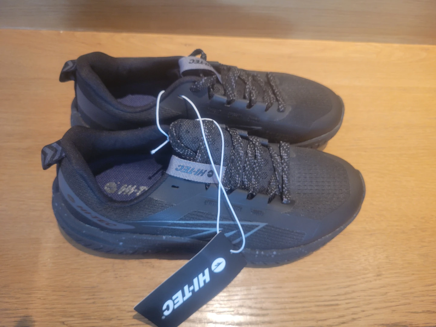 NEW Hi-Tec Men's Black Running Shoes - Size 9 - photo 2