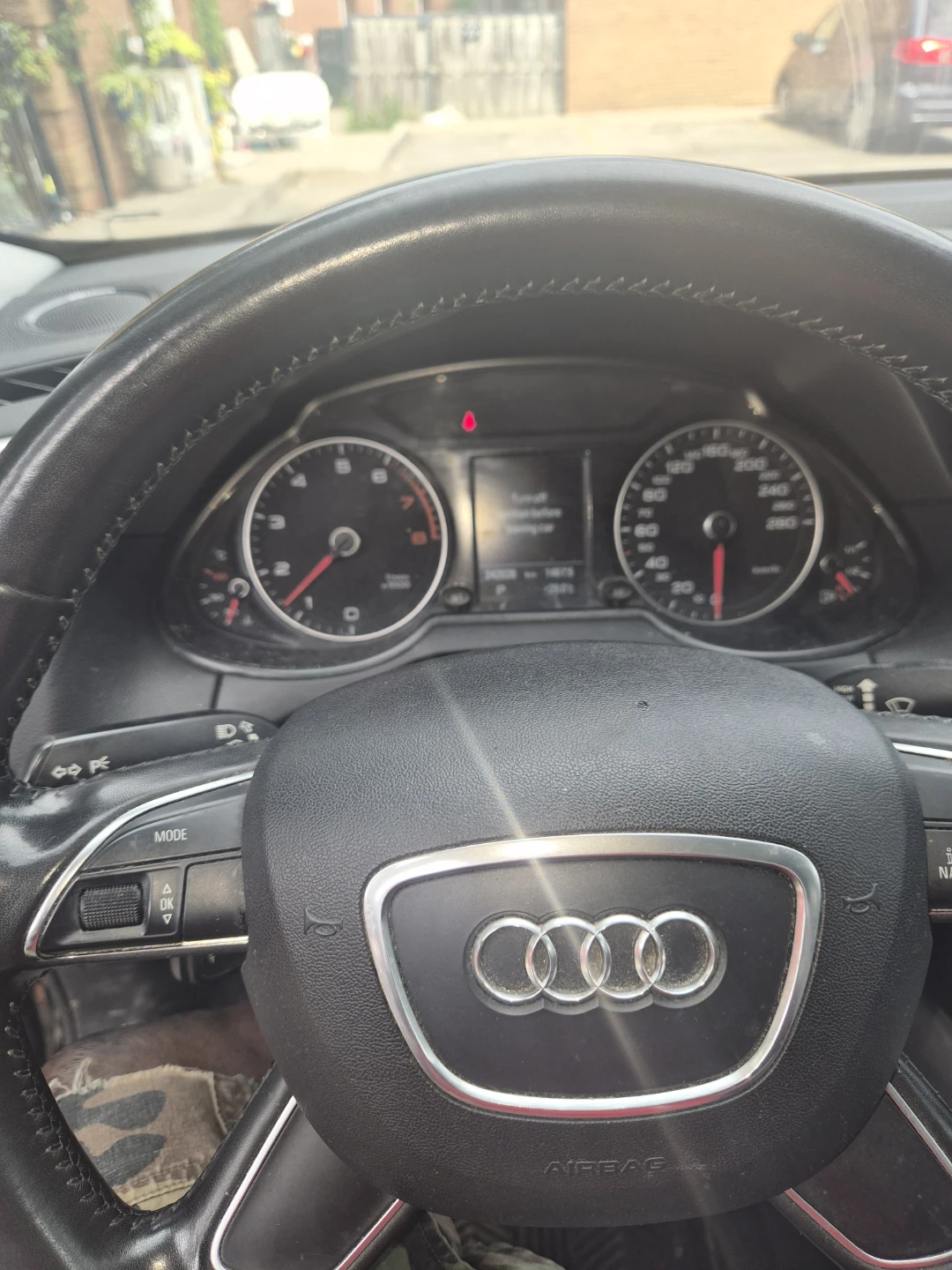 Black Audi Q5 SUV - photo 3