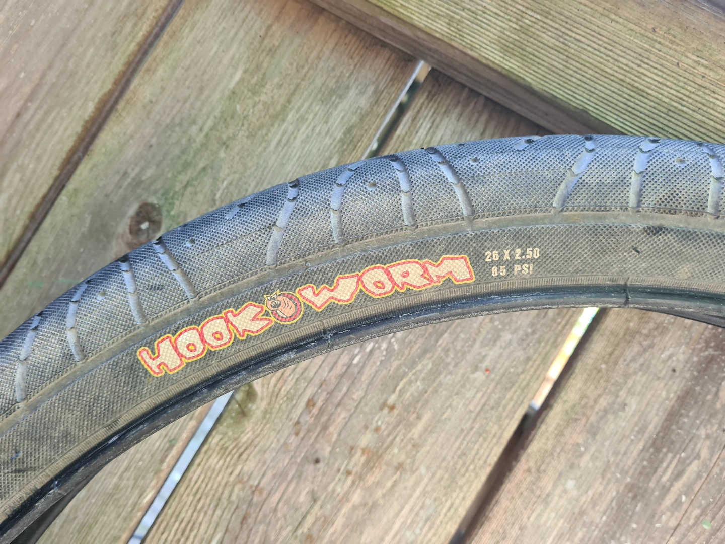 Maxxis Hookworm 26x2.5 Bike Tire - photo 4