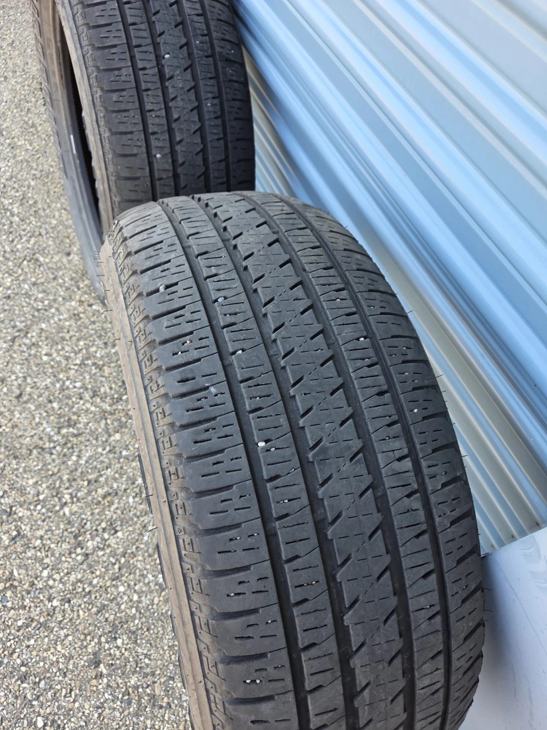 Bridgestone Dueler H/L Alenza Tire 275/55R20 - photo 2