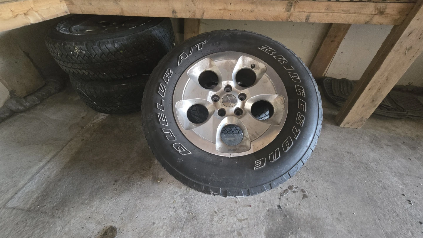Original Jeep Wrangler Sahara Wheels – Set of 4 - photo 3