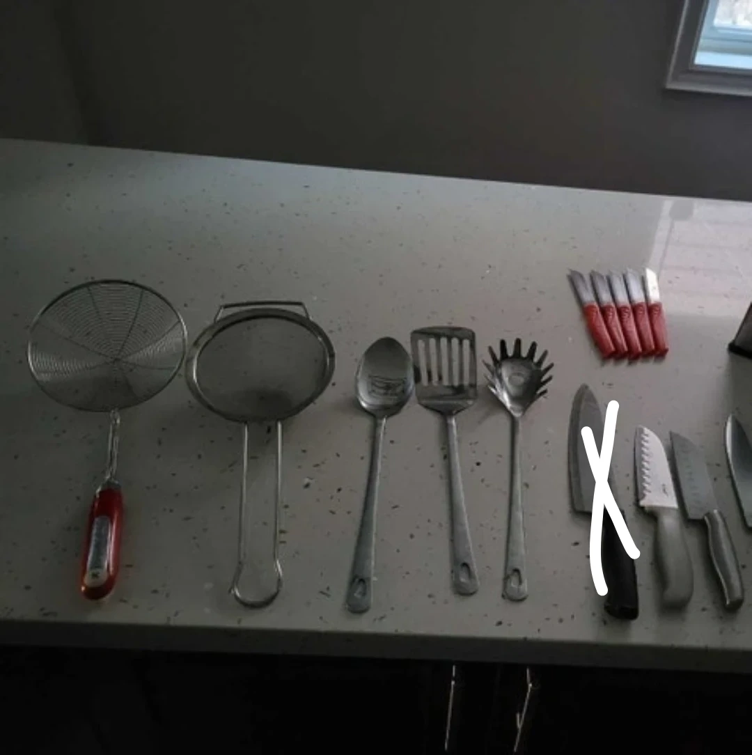 2 for $5 Kitchen Utensil and Knife Set