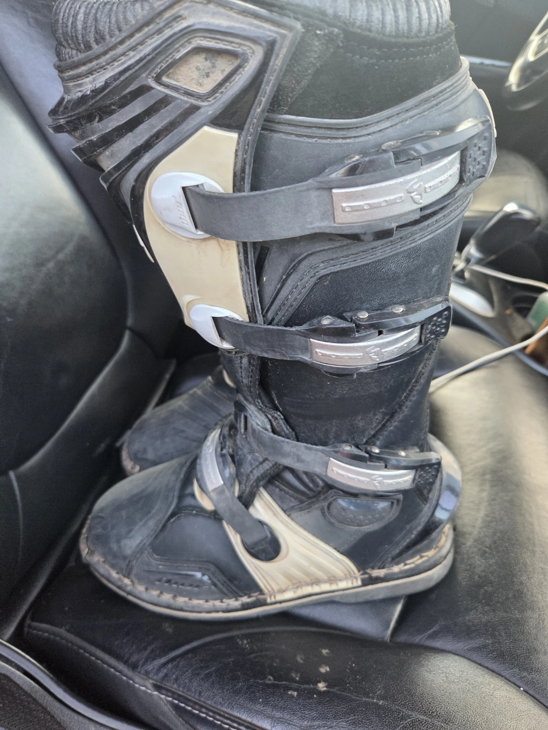 Thor Motocross Boots size 8.5 - photo 2
