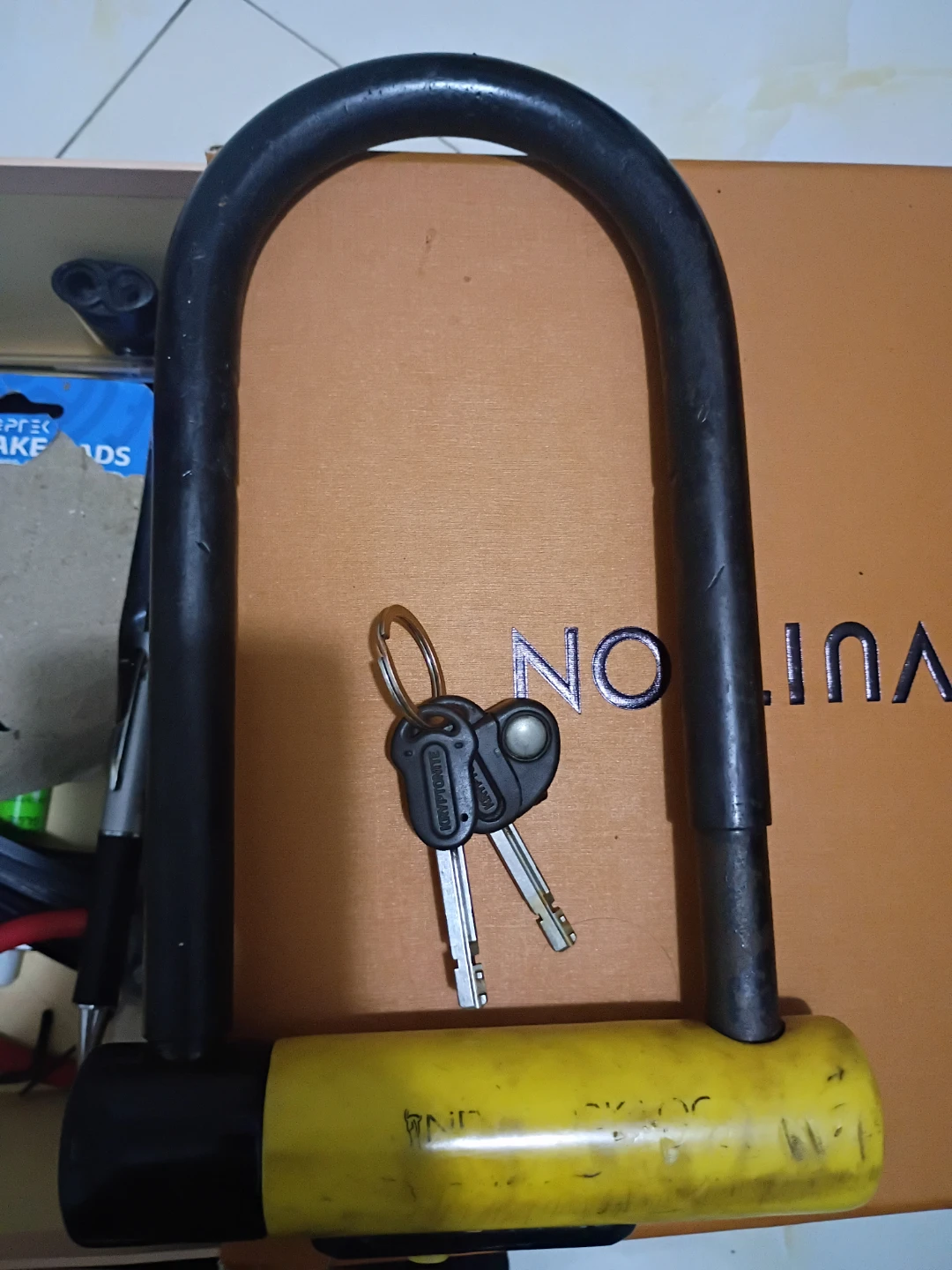 U-Lock with Keys