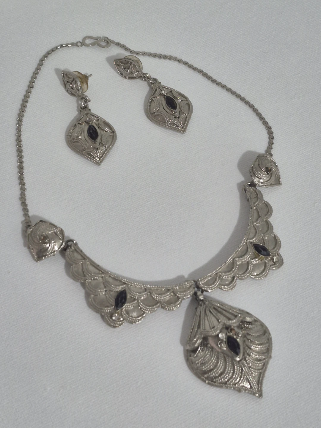 Vintage earring and necklace set - photo 3
