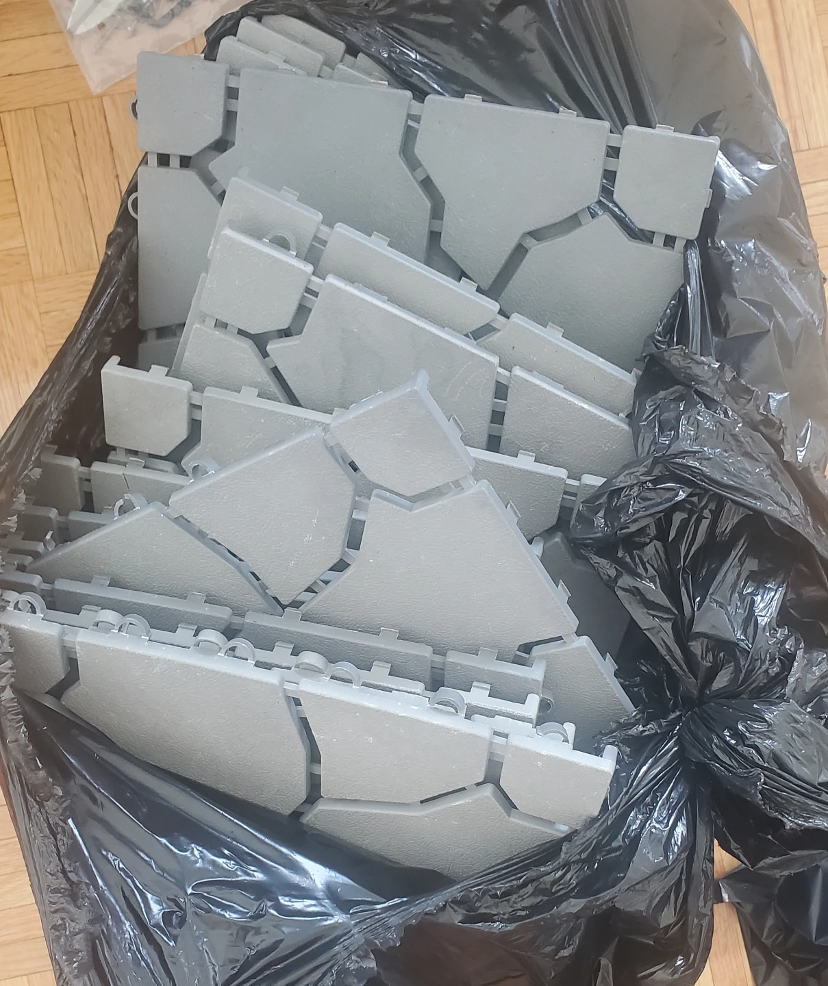 Grey Interlocking Patio Tiles