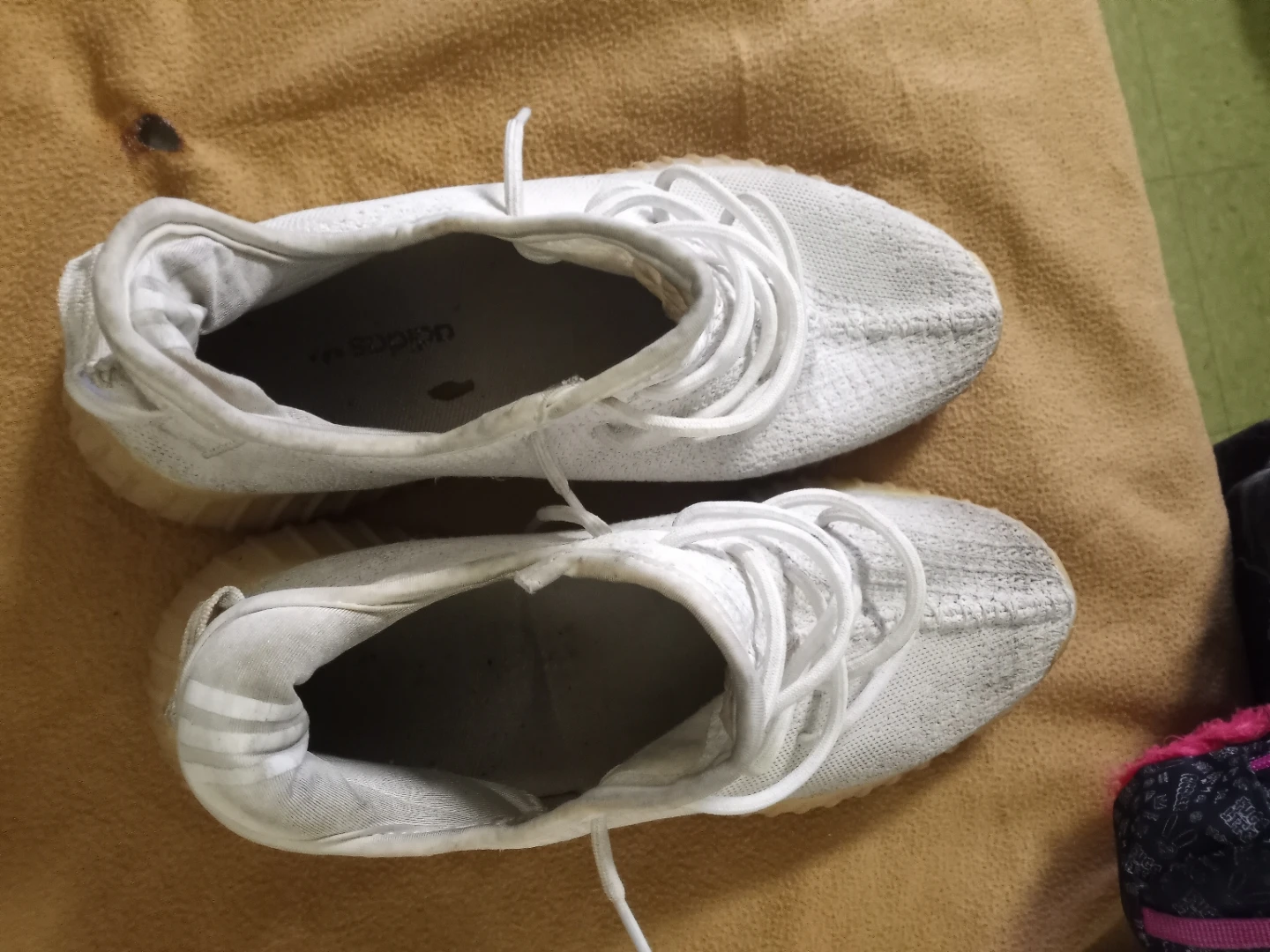 Adidas Yeezy Boost 350 V2 White Sneakers