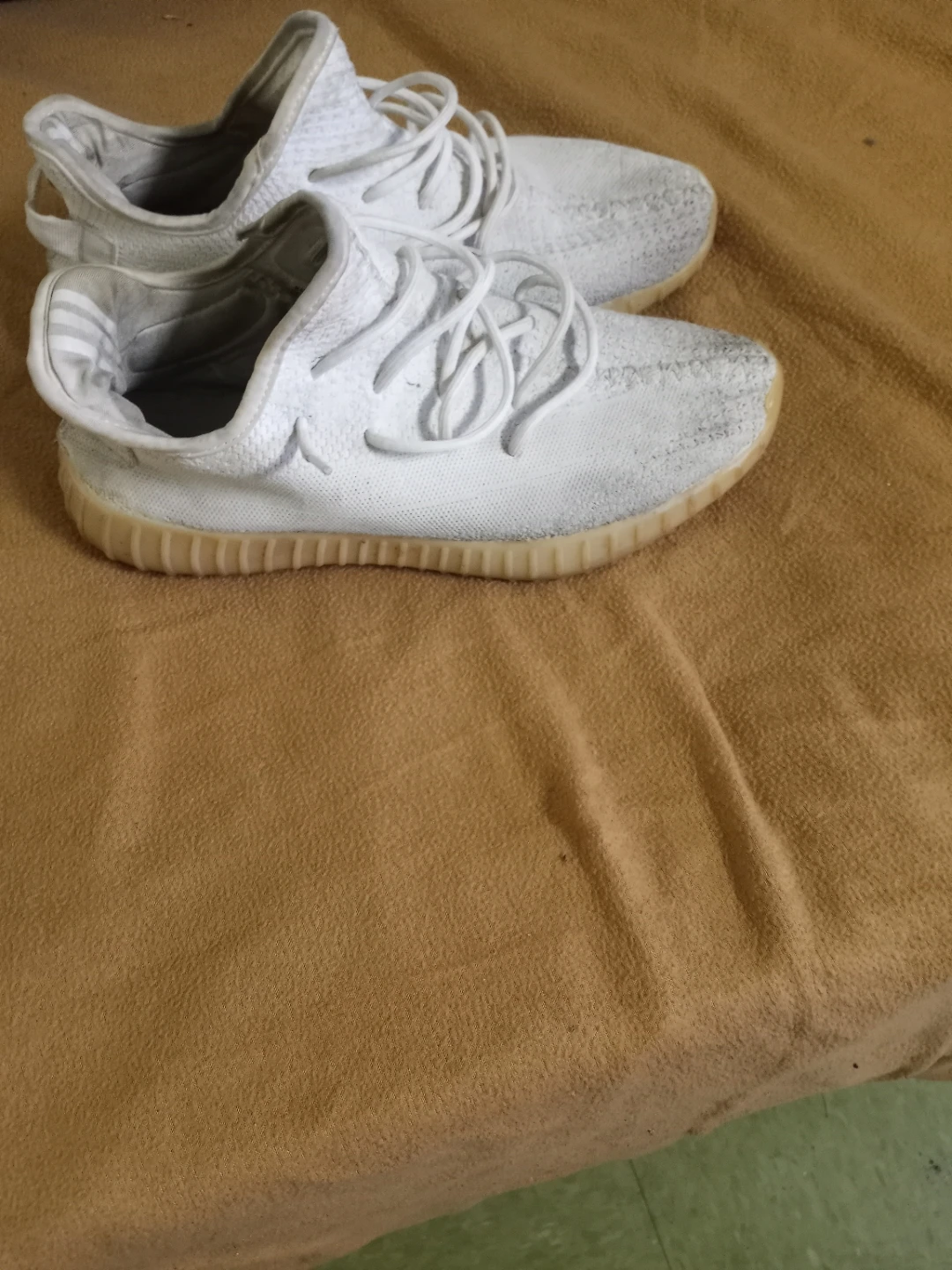 Adidas Yeezy Boost 350 V2 White Sneakers - photo 4