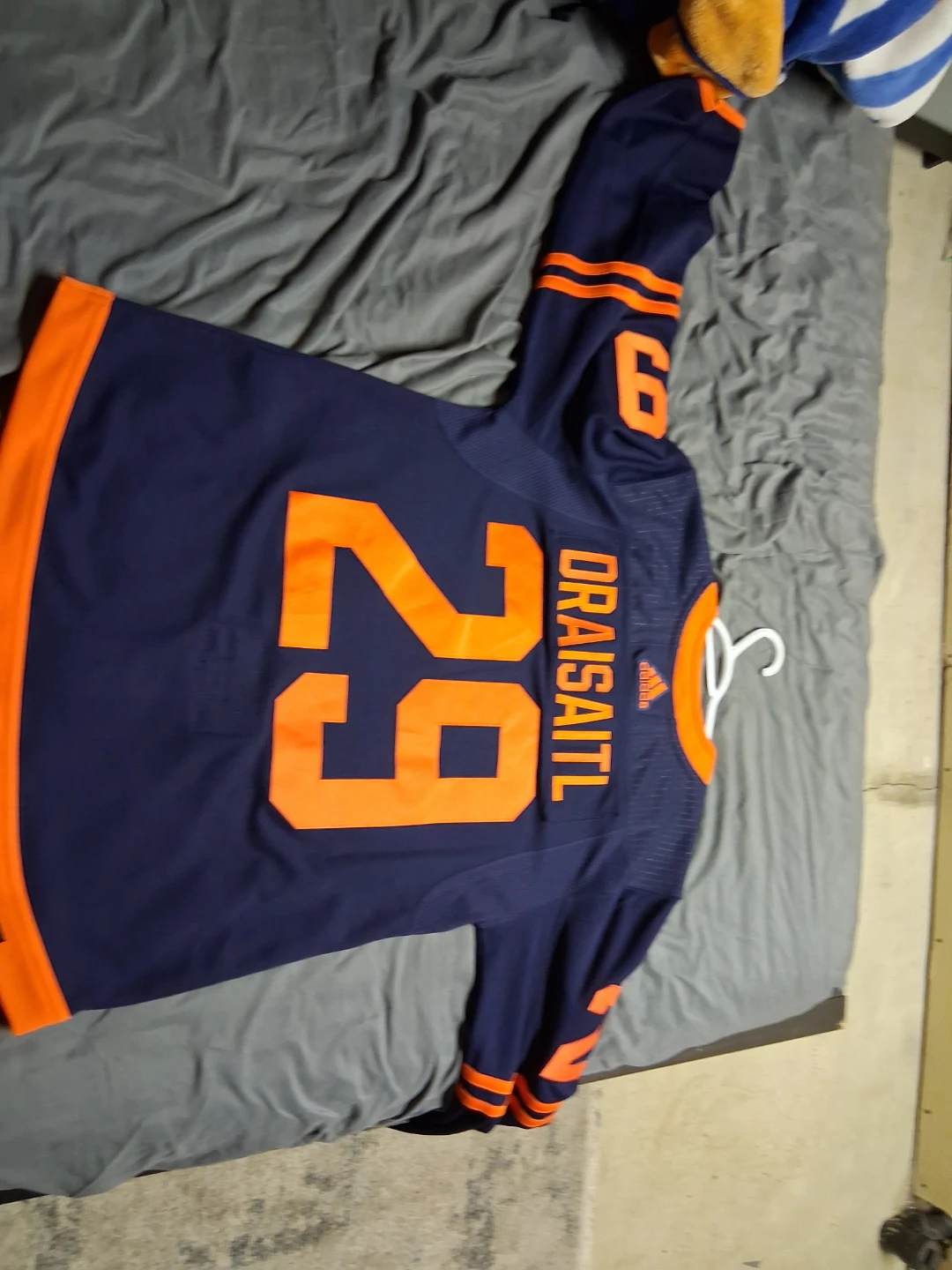 Mens large Dark blue alternate Oilers jersey - photo 2