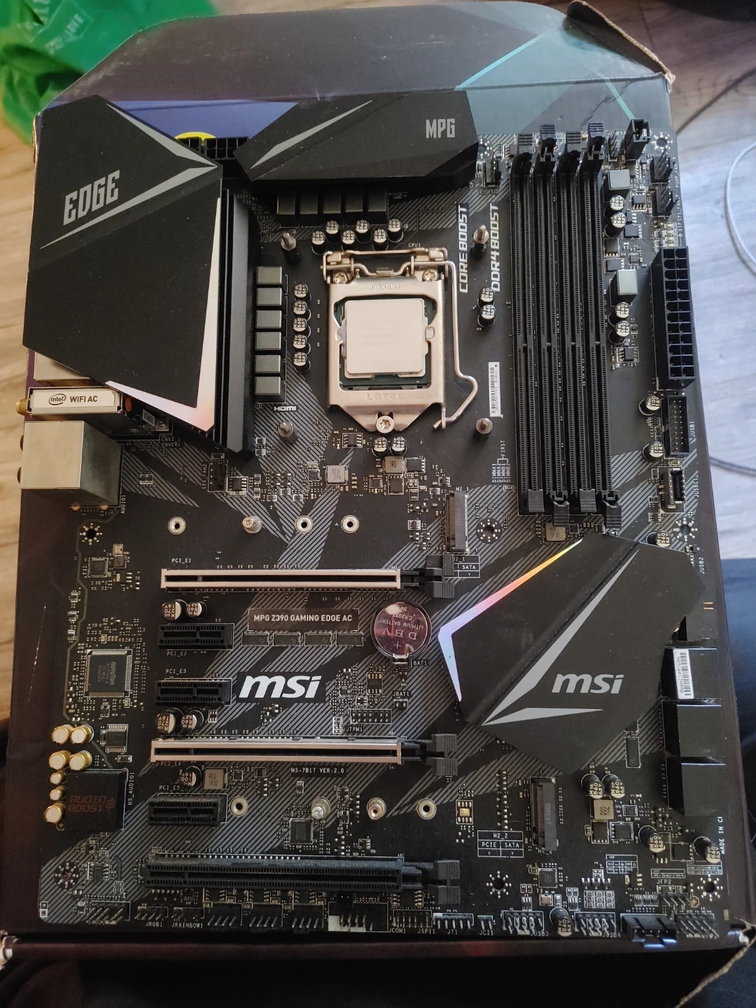 MSI MPG Z390 GAMING EDGE AC + i7-9700k CPU