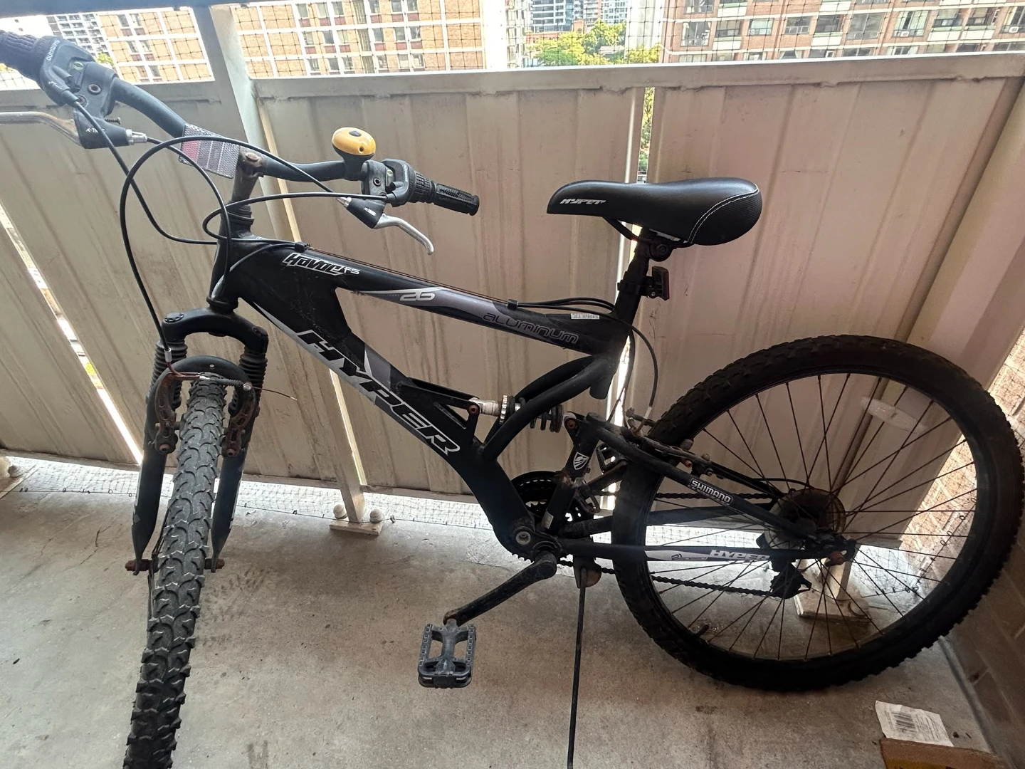 Hyper Full Suspension Mountain Bike